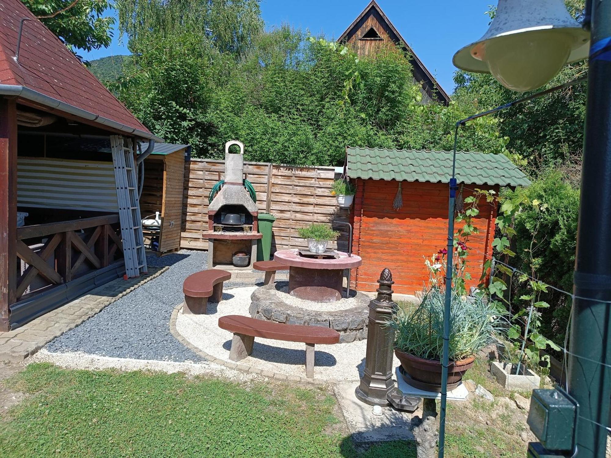 Hotel Anna Ilona Vendeghaz Badacsonytomaj Exteriér fotografie
