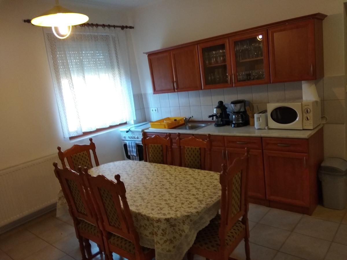 Hotel Anna Ilona Vendeghaz Badacsonytomaj Exteriér fotografie